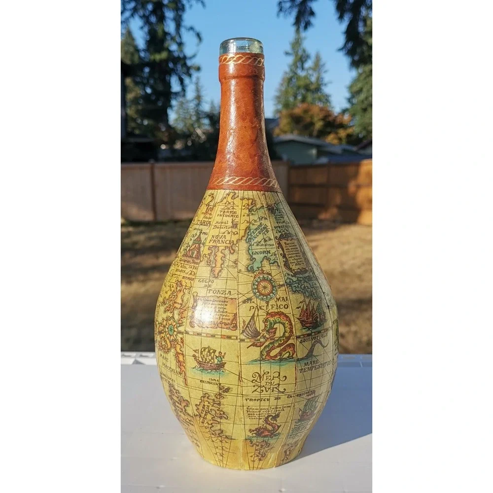 VINTAGE 1960'S FAUSTO CORDURI ITALIAN LEATHER WRAPPED OLD WORLD DECANTER
